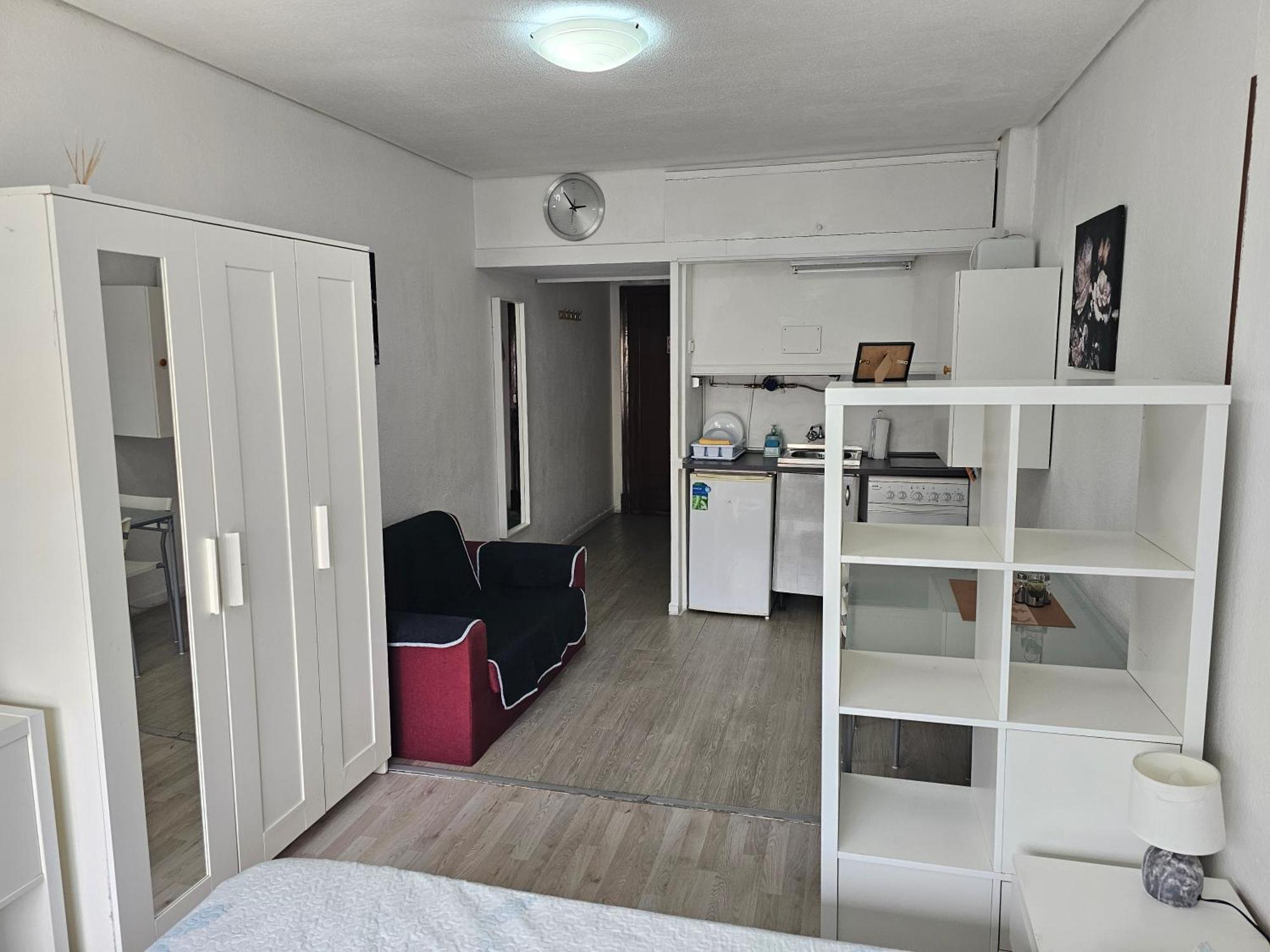 Estudio Doble Con Balcon En Madrid Centro Buitenkant foto